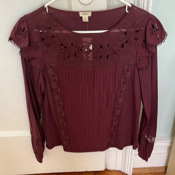 Anthropology Tiny Long-Sleeve Crescent Ruffled Lace Top - Picture 2 of 8